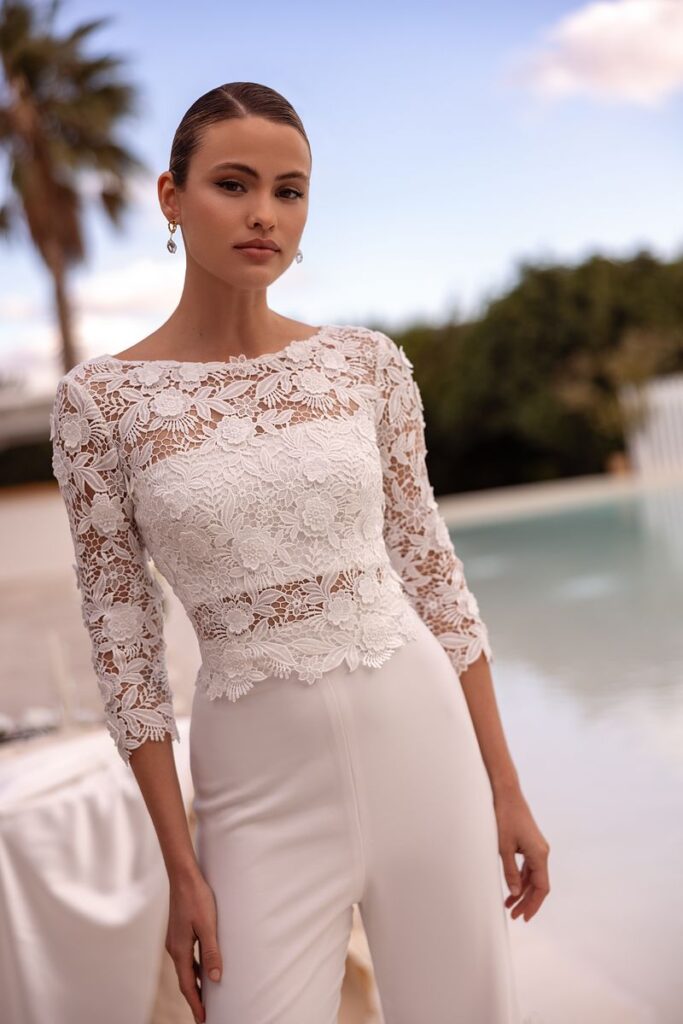 Demetrios - Destionation - Bruidsbroekpak - Bruidsjumpsuit